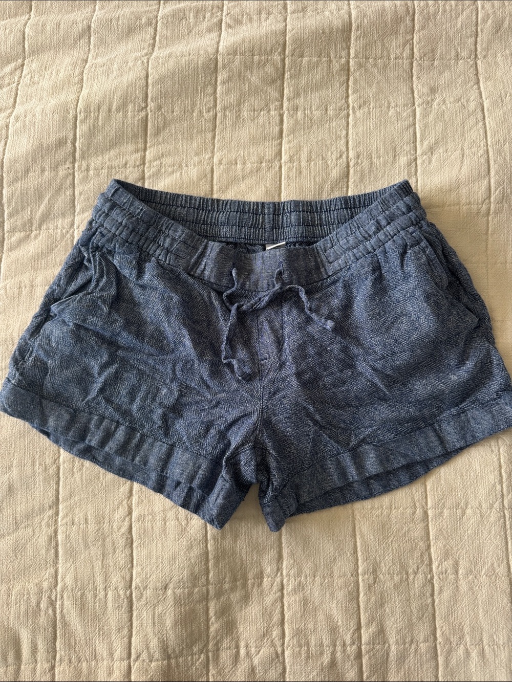 Blue Women's Pull-On Linen Blend Shorts